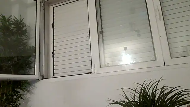 yanick931's Live XXX Chat