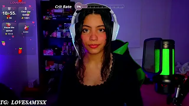 Lovelyamyy's Live XXX Chat