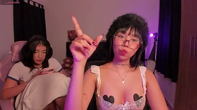 Pokazy przed kamerką – linsy_lee