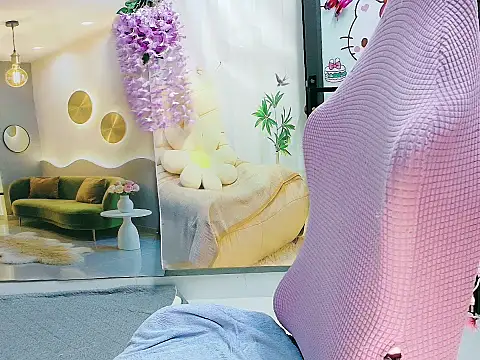 Jerry-Lan Adlı Modelin Canlı XXX Sohbeti