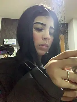 -Brittanny's Live XXX Chat