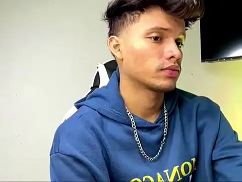 Czat XXX na żywo – AlexxxGod