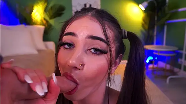 LexiSoleneのライブXXXチャット
