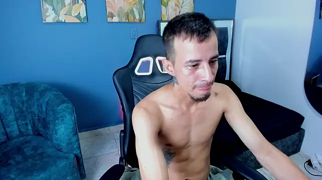 XXX chat uživo modela xteven_master19