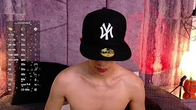 AronTawers 라이브 XXX 채팅