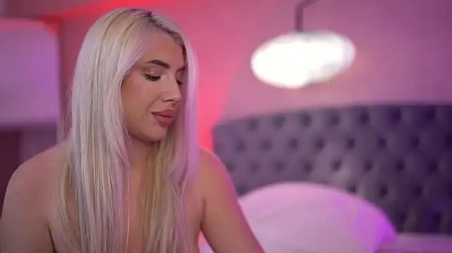 CassieBabe_'s Live XXX Chat
