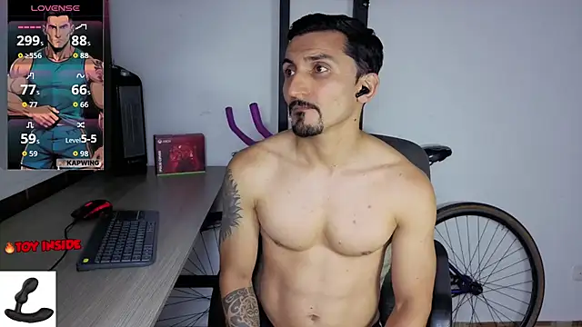 Marck_Muscle 即時 XXX 聊天