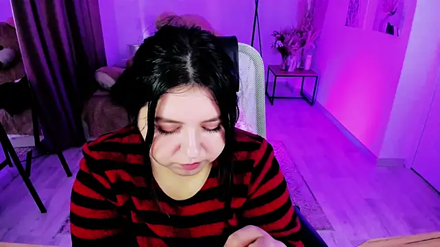 DiaAngell's Live XXX Chat
