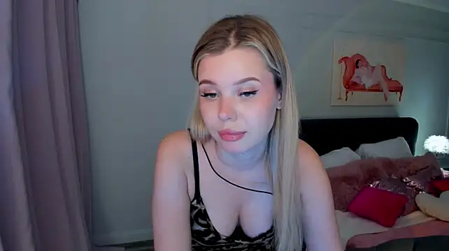FollowLovee Chat XXX live
