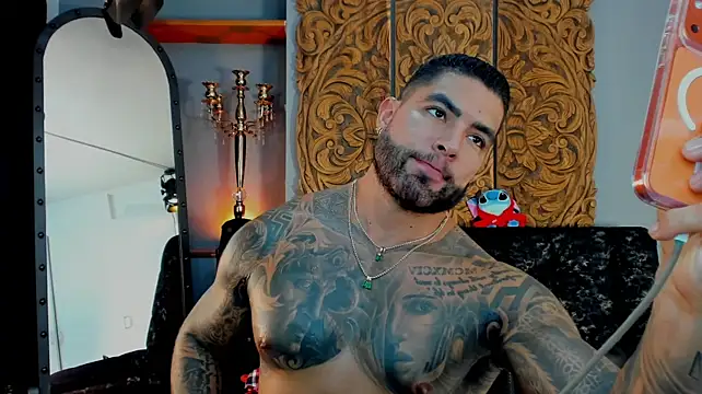 XXX chat uživo modela Aaron_Vega