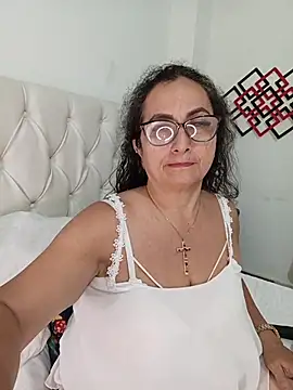 AlessandraLeroy1's Live XXX Chat