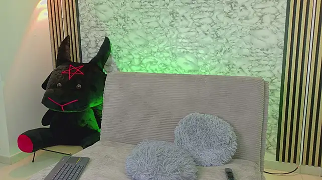 צ'אט XXX בשידור חי של catalina__23