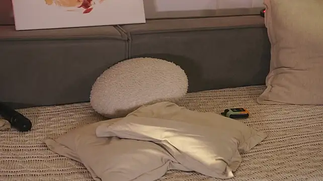 IdaJonesy – Naživo XXX chat