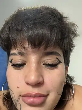DayanaDG Chat XXX live