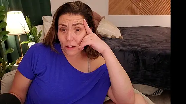 Ellie-Elizabeth's Live XXX Chat