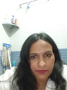 Dipak_kalal_chudai's Live XXX Chat
