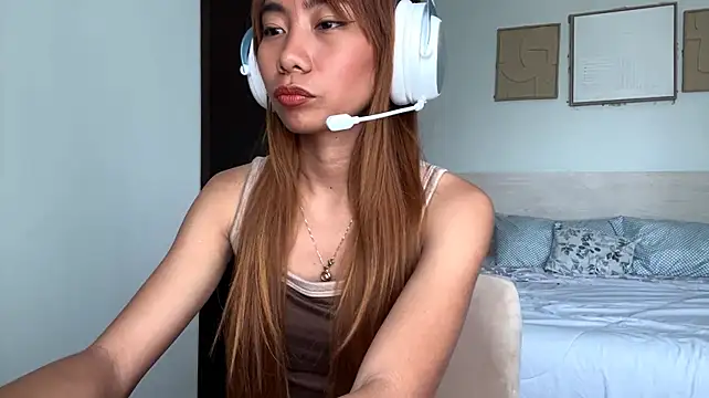 Chat +18 de PiaSwida ao vivo
