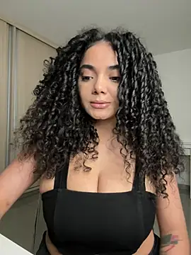Curlyierr 라이브 XXX 채팅