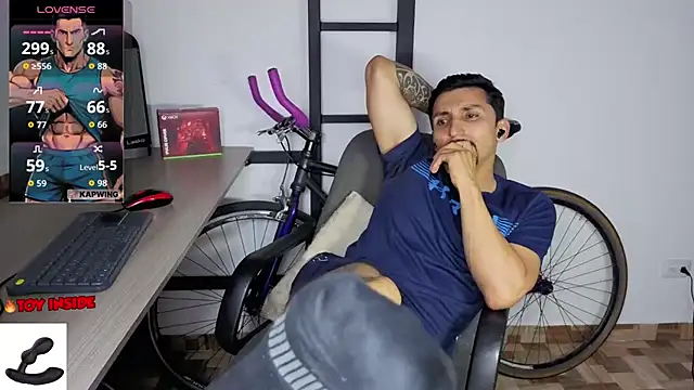 Marck_Muscle Chat XXX in diretta