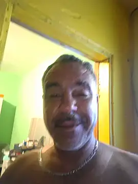 Chat +18 de andre12067 ao vivo