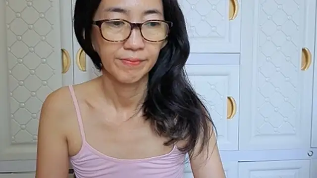 ClitGodess XXX чат на живо