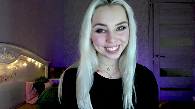 LillyMoure_'s Live XXX Chat