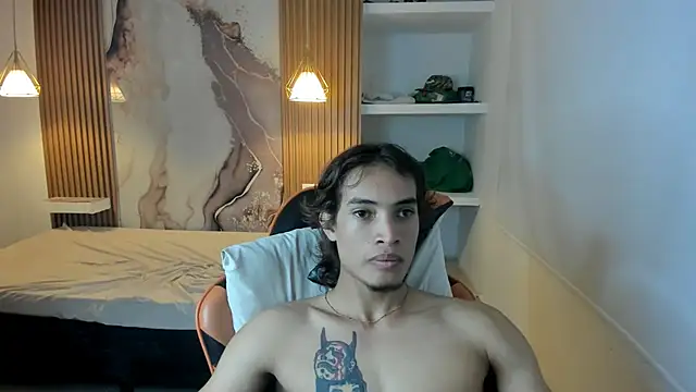 Chat +18 de kenshi_roa ao vivo