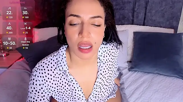 Chat +18 de Scarlet_Jhonsonn_ ao vivo
