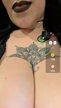 LyannaGardner's Live XXX Chat