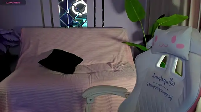 CutieChloee's Live XXX Chat