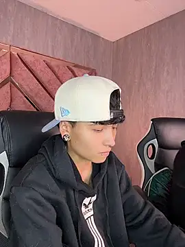 Chatroom XXX en direct de ian_mathias_