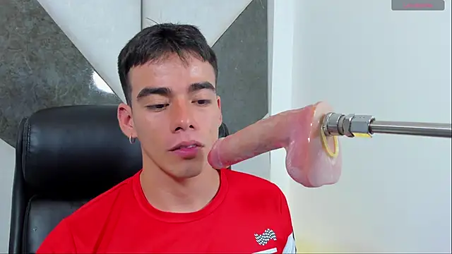 Alejandro_karter18's Live XXX Chat