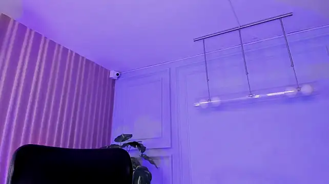 Dantzel_ 现场XXX聊天
