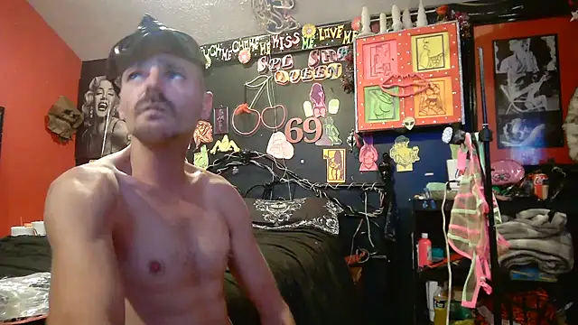 Chatroom XXX en direct de DaddyAndSplashQueen