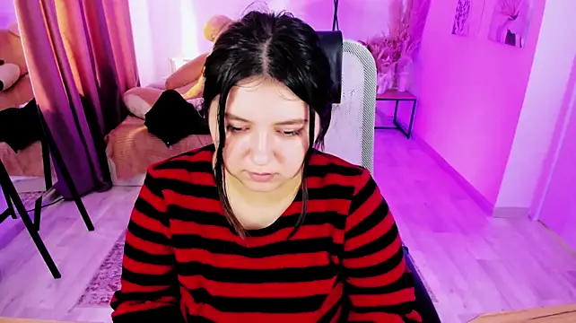 DiaAngell's Live XXX Chat