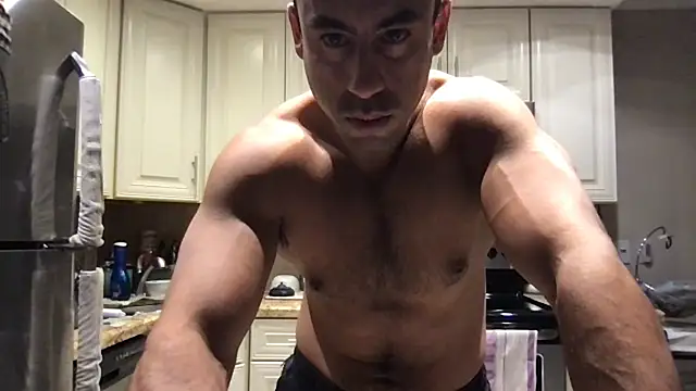 BigGuyMuscle লাইভ XXX চ্যাট