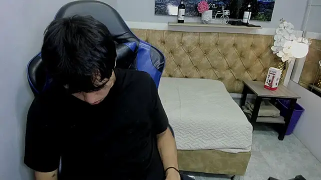 Chat XXX Live StiwenTwink
