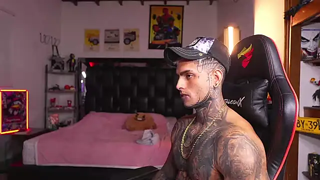دردشة logan_hugh8 الجنسية المباشرة