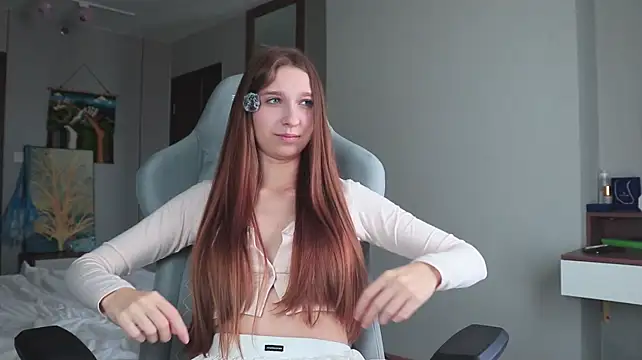 Chat +18 de Your_Alisaa ao vivo