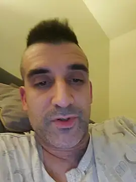 myth5hk Chat XXX in diretta
