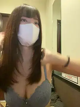 13mchan – Live XXX-chat