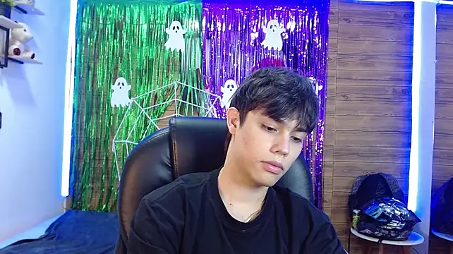 XXX chat uživo modela ivan_cooper