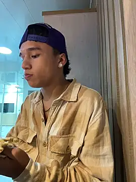 Dominik_Souza's Live XXX Chat