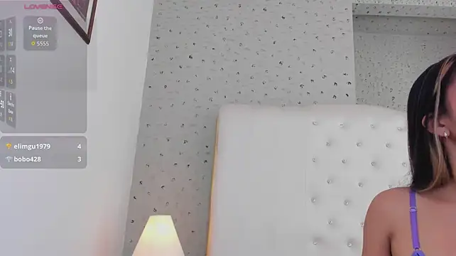 Živý XXX chat DamelisGrey