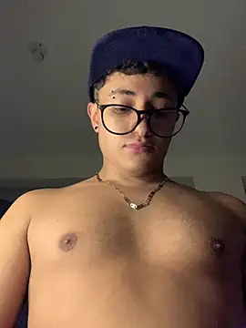 Adonibaskerville4 라이브 XXX 채팅