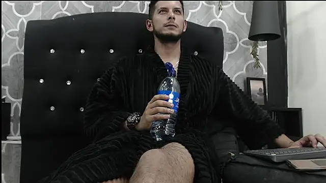 Chris_Dick23's Live XXX Chat