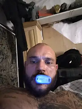 Chatroom XXX en direct de Eric87Baby