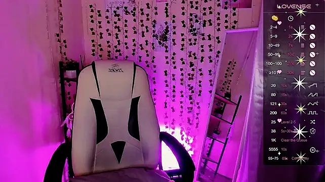 AnyaTaylor_ Live XXX-chat