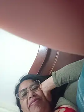 Emilif_'s Live XXX Chat