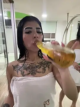 -Brittanny Adlı Modelin Canlı XXX Sohbeti